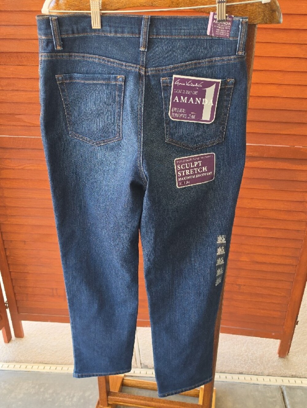 ✨ Gloria Vanderbilt Amanda Jeans NWT 10 Short ✨